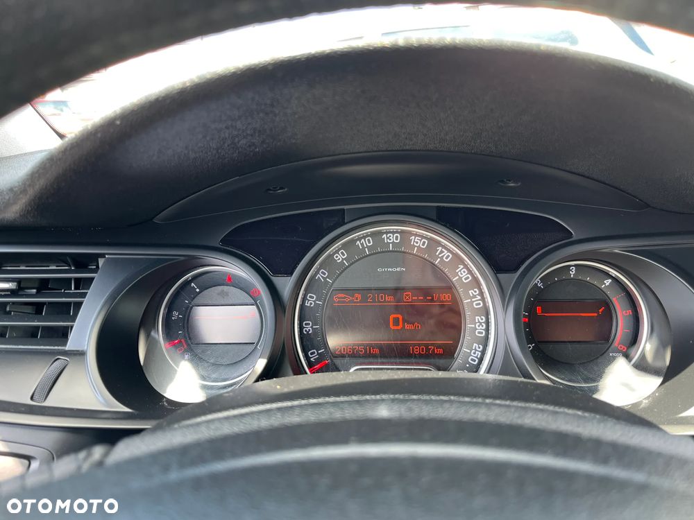 Citroën C5 2.0 HDi Exclusive - 21