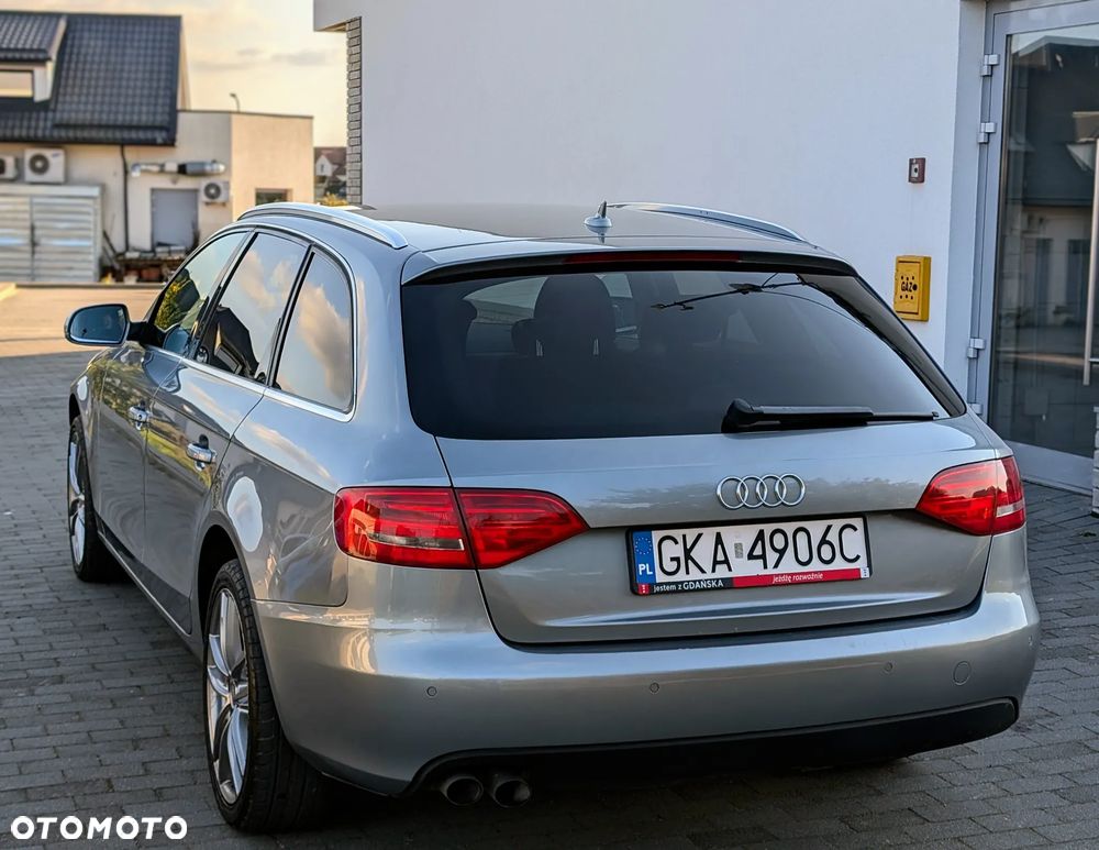 Audi A4 - 4