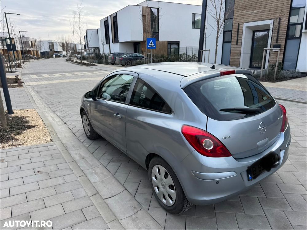 Opel Corsa - 3