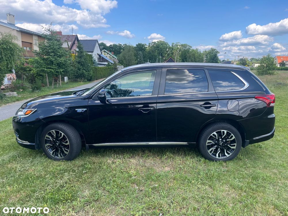 Mitsubishi Outlander Intense + - 4
