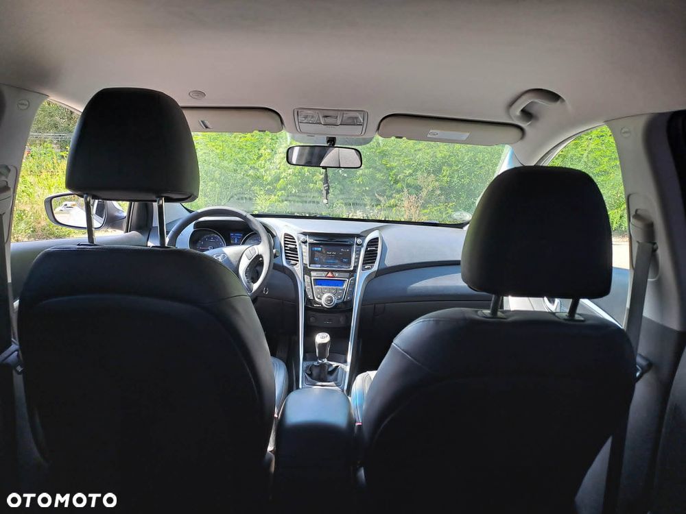 Hyundai i30 1.4 Premium - 14