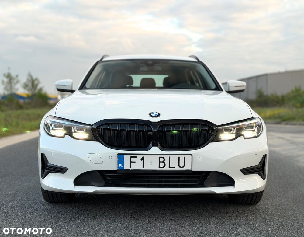 BMW Seria 3 320d MHEV Sport Line - 22