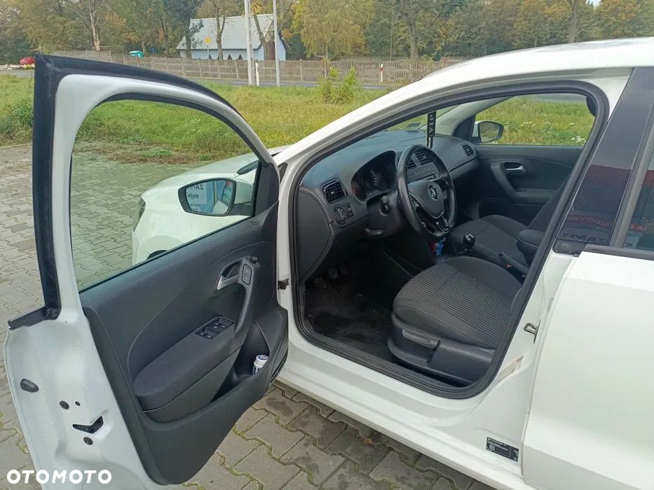 Volkswagen Polo 1.4 TDI Blue Motion - 8