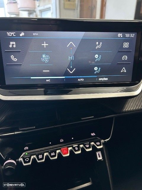 Peugeot 2008 1.2 PureTech Allure Pack - 12