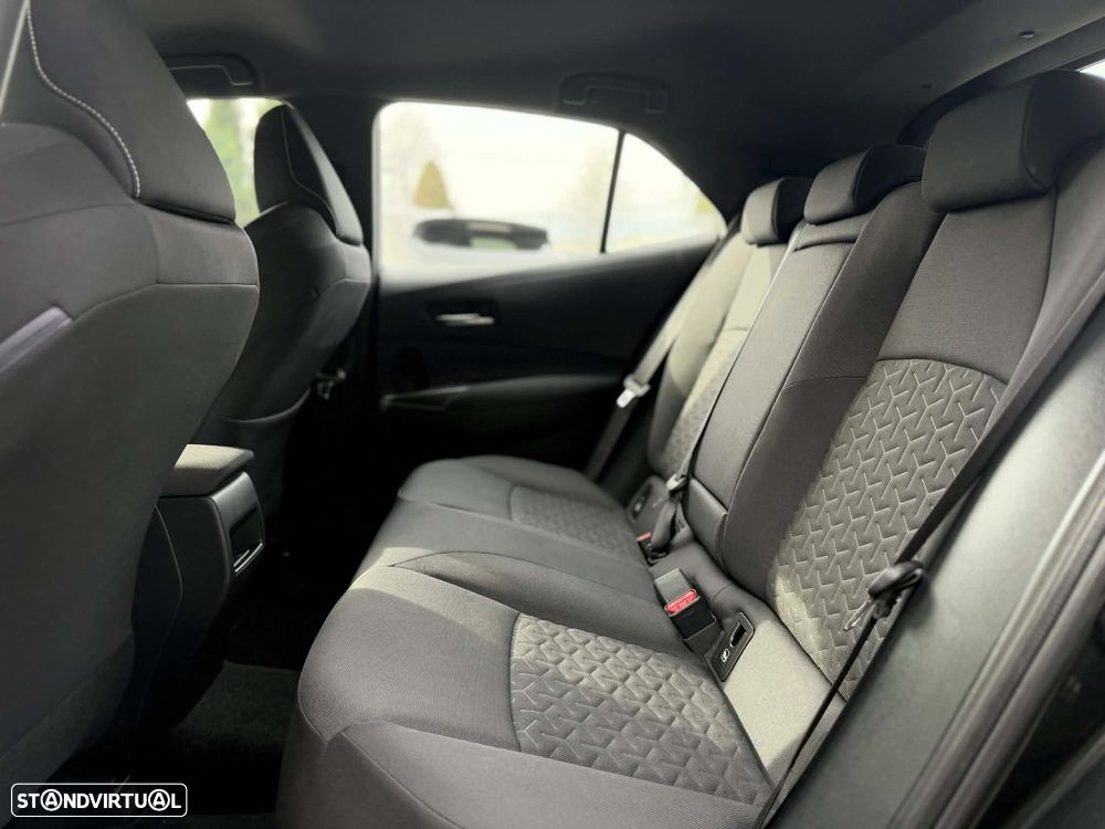 Toyota Corolla 1.2 Turbo Comfort - 34