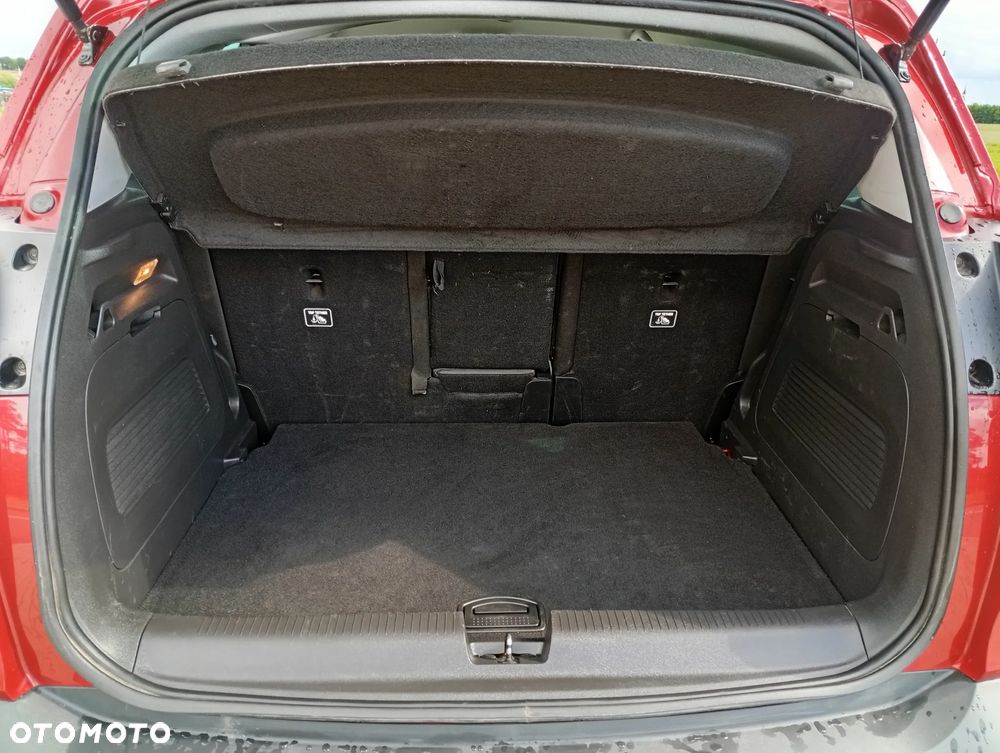 Opel Crossland X - 8