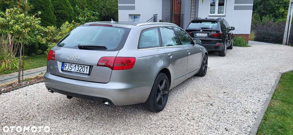 Audi A6 - 4