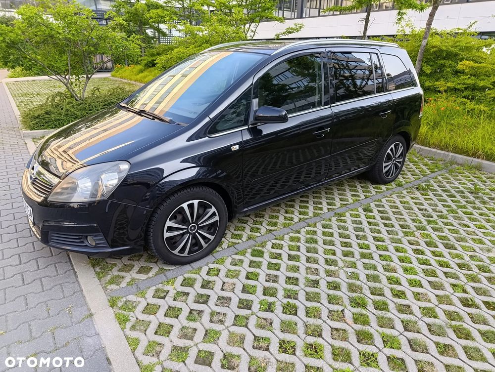 Opel Zafira - 3