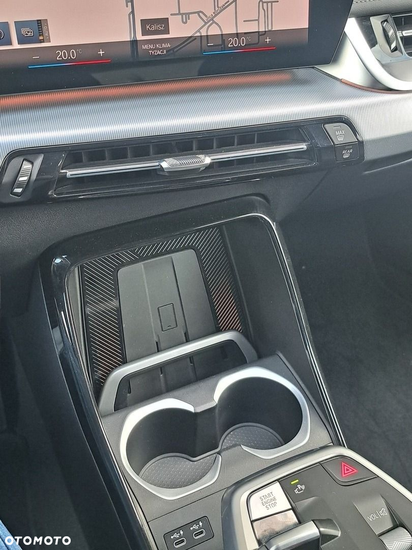 BMW X1 sDrive18i xLine - 18