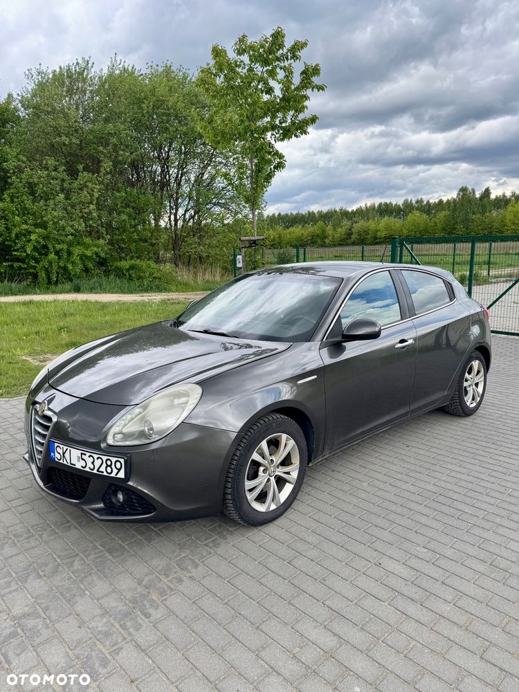 Alfa Romeo Giulietta 1.6 JTDM 16V - 4