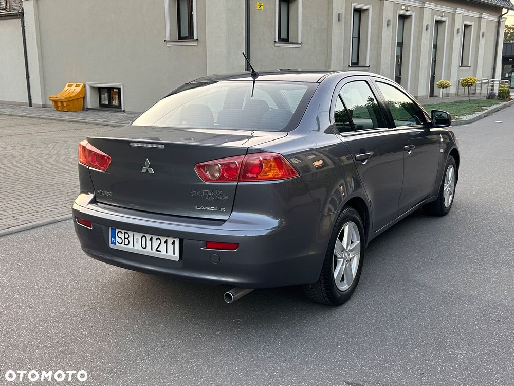 Mitsubishi Lancer 1.5 Inform - 3