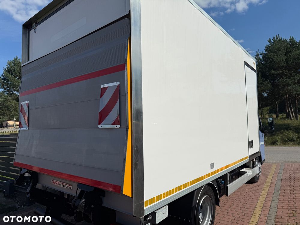 Mitsubishi Fuso Canter - 10