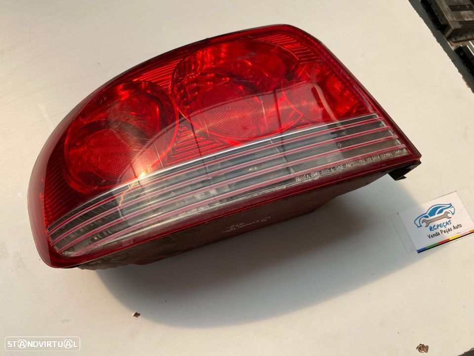 Farolim / Farol Traseiros Esquerdo - Hyundai Sonata 4 Fase 2 - 2