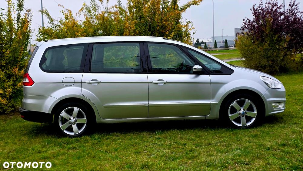 Ford Galaxy - 4