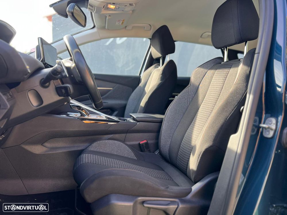 Peugeot 3008 PureTech 130 Stop & Start GPF EAT8 Active - 5