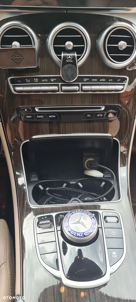 Mercedes-Benz GLC - 18