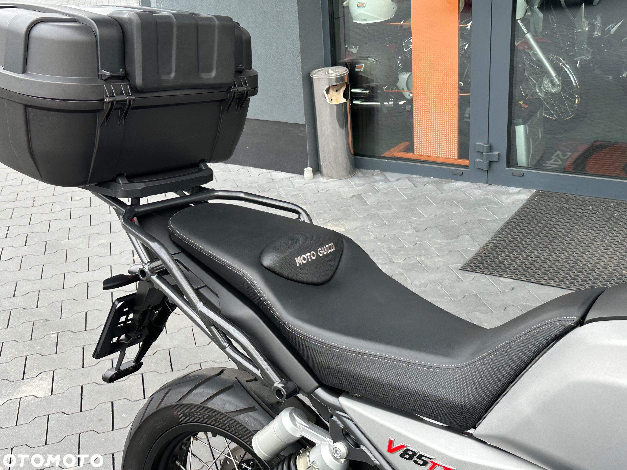 Moto Guzzi V85 - 14
