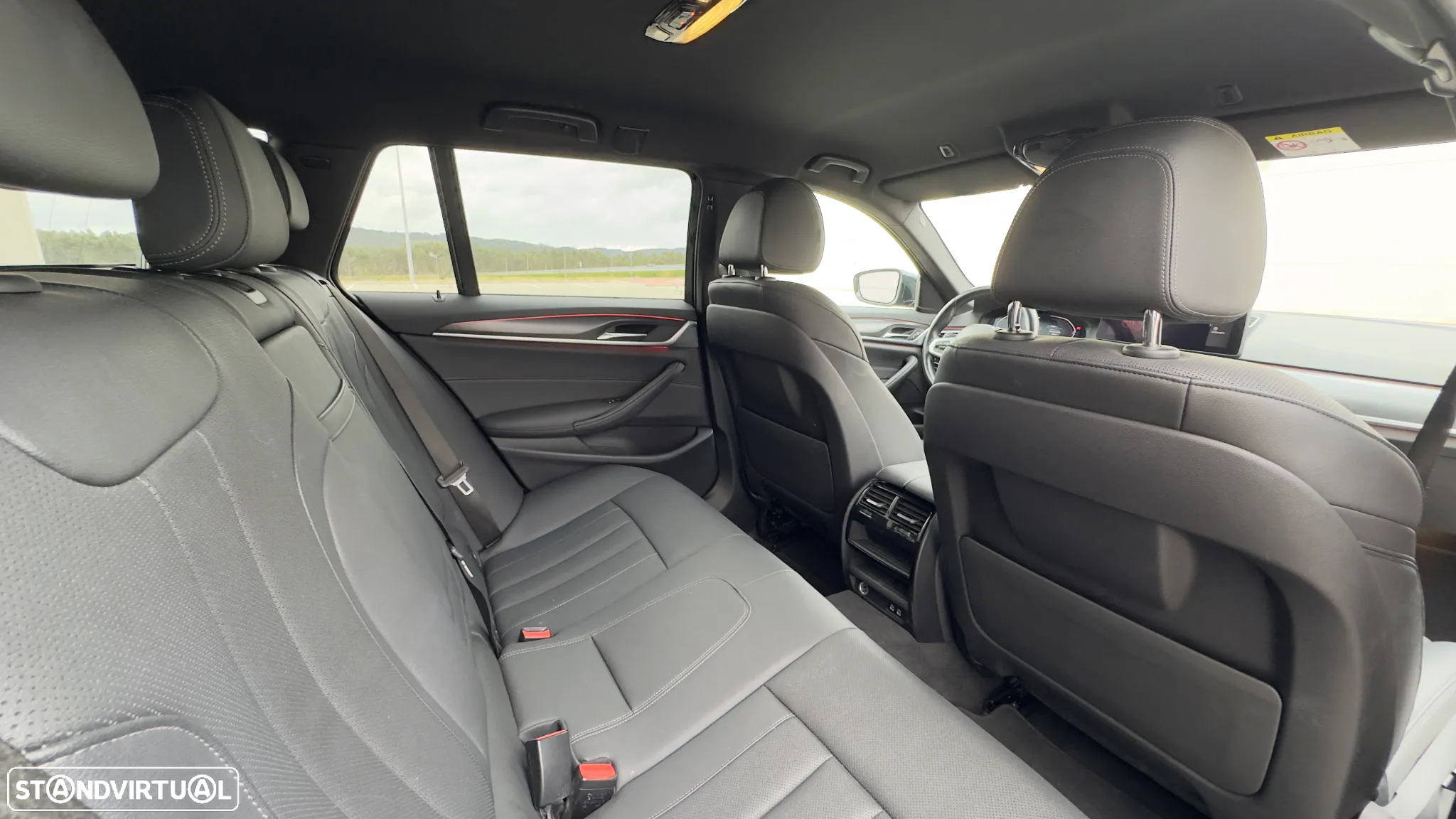 BMW 520 d Pack Desportivo M Auto - 17