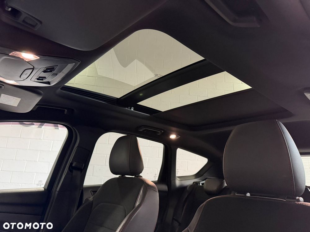 Ford Kuga 1.5 EcoBlue FWD ST-Line - 28