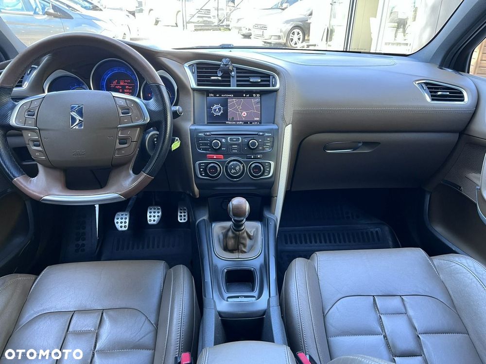 Citroën DS4 THP 200 SportChic - 11
