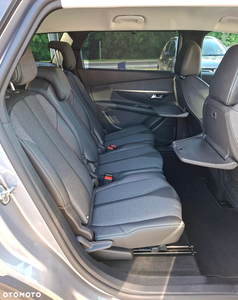 Peugeot 5008 BlueHDi 130 EAT8 Allure - 11