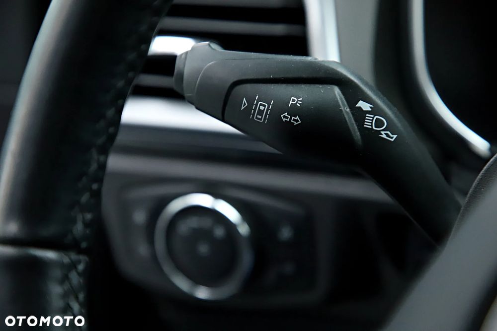 Ford Mondeo 2.0 EcoBlue Titanium - 32