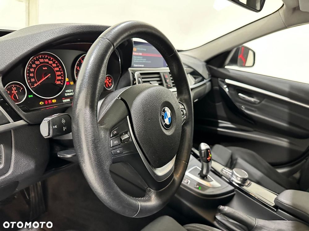 BMW Seria 3 - 31