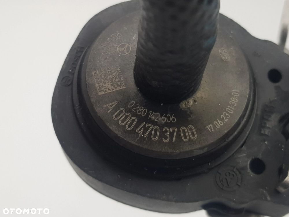 NOWY ORYGINALNY Zawór podciśnienia Mercedes w205 2.0 CGI A2054703302 - 9