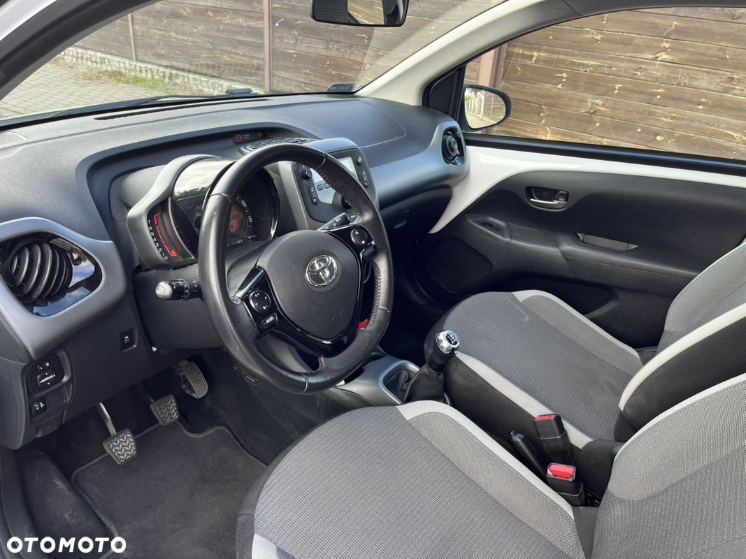 Toyota Aygo 1.0 VVT-i Color Edition - 9