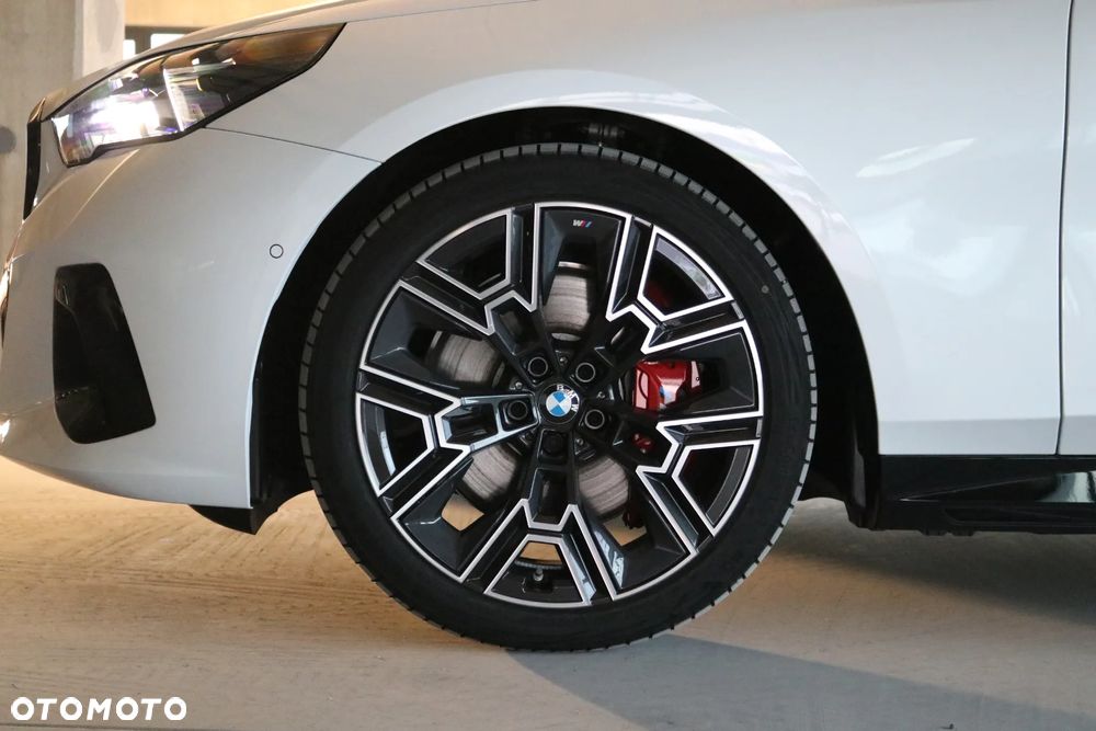BMW Seria 5 - 8
