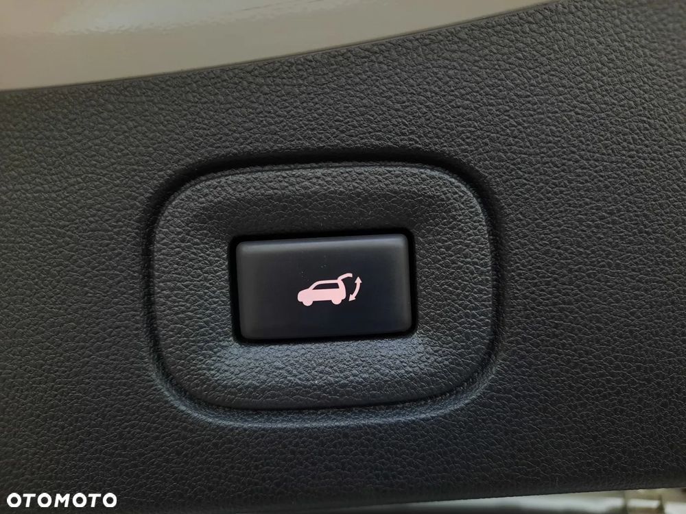 Renault Koleos 2.0 Blue dCi Initiale Paris 4x4 X-Tronic - 24