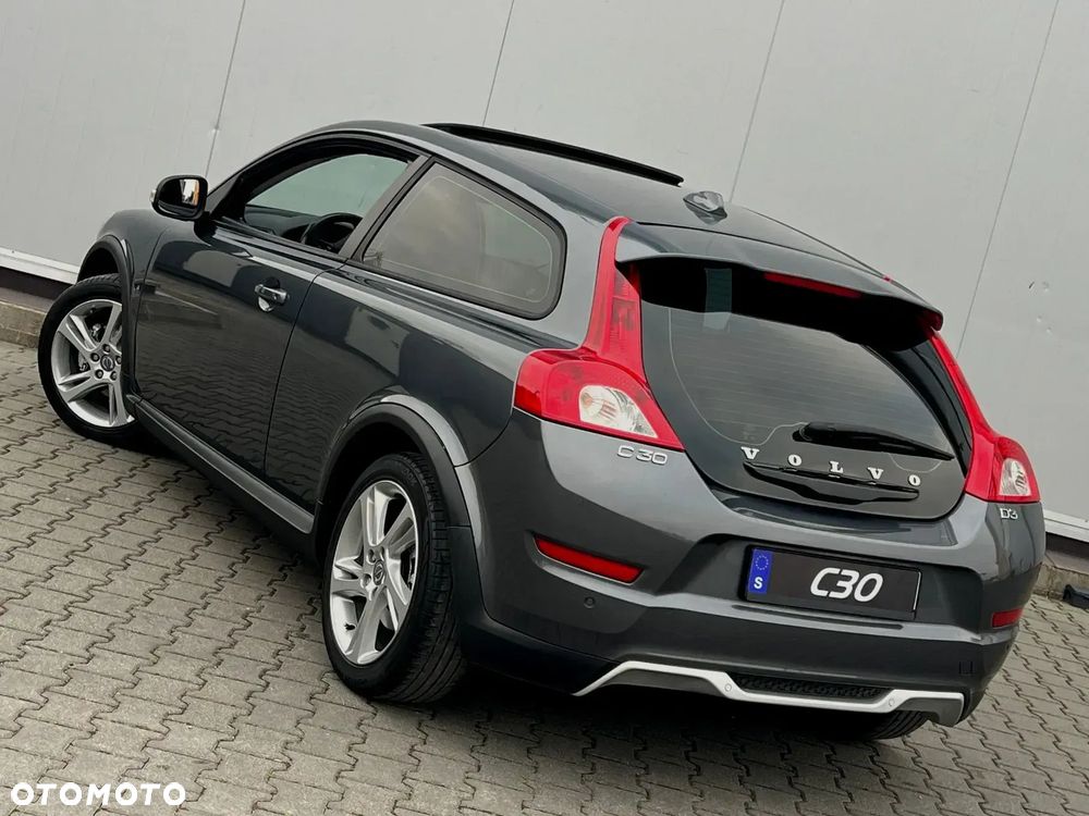 Volvo C30 D3 R-Design - 7