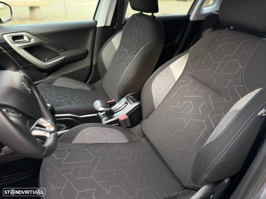 Peugeot 2008 1.2 PureTech Style - 21