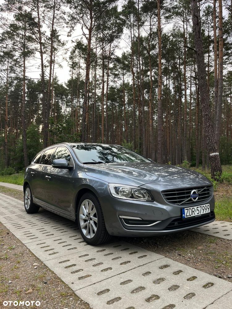 Volvo V60 D3 Summum - 3