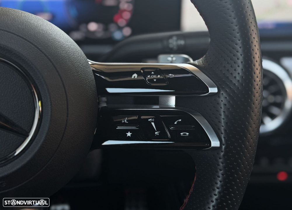 Mercedes-Benz A 250 - 12