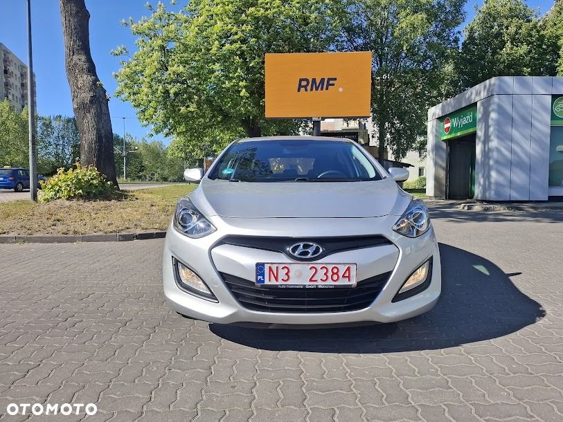 Hyundai i30 1.4 Comfort - 25