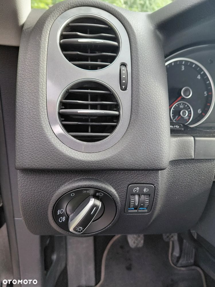 Volkswagen Tiguan - 27
