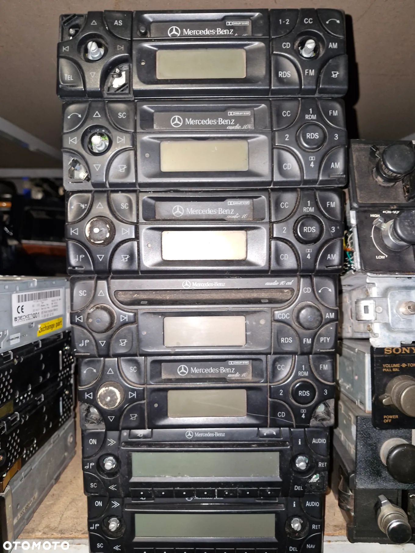 Radio BECKER 7 sztuk Mercedes W210 W140 R129 W124 R170 W208 - 1
