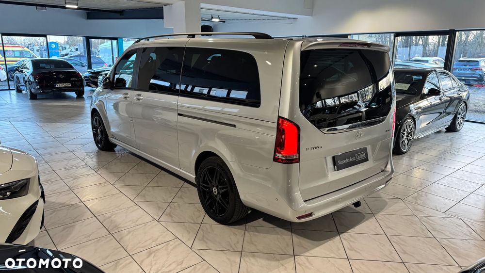 Mercedes-Benz Klasa V - 4