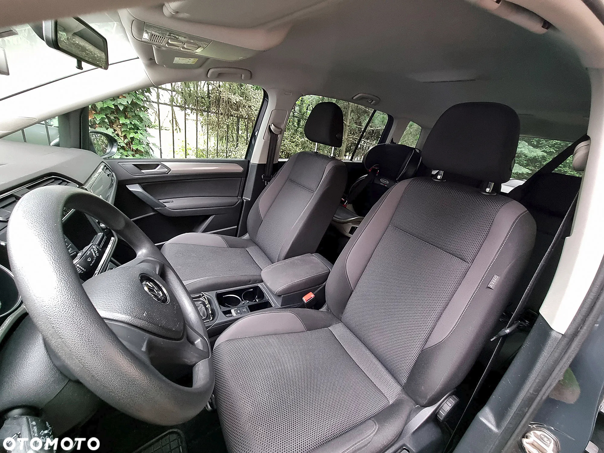 Volkswagen Touran 1.6 TDI BMT Trendline - 11