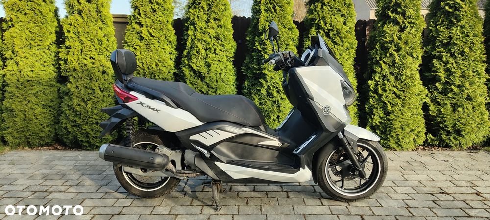 Yamaha X-max - 5
