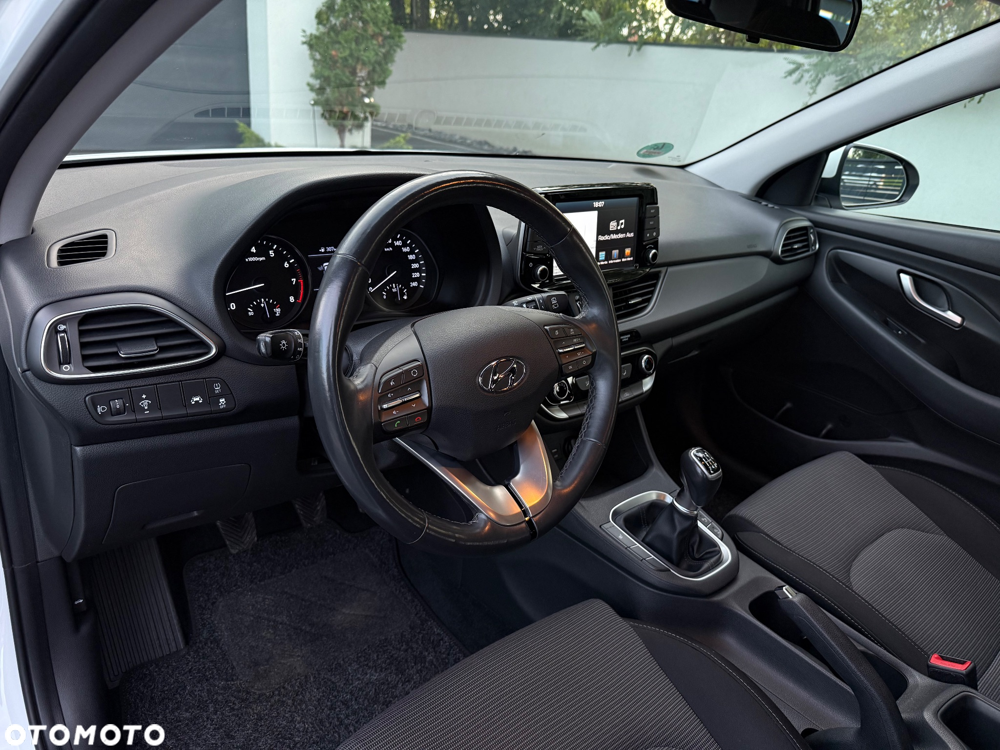 Hyundai i30 1.4 Comfort - 17