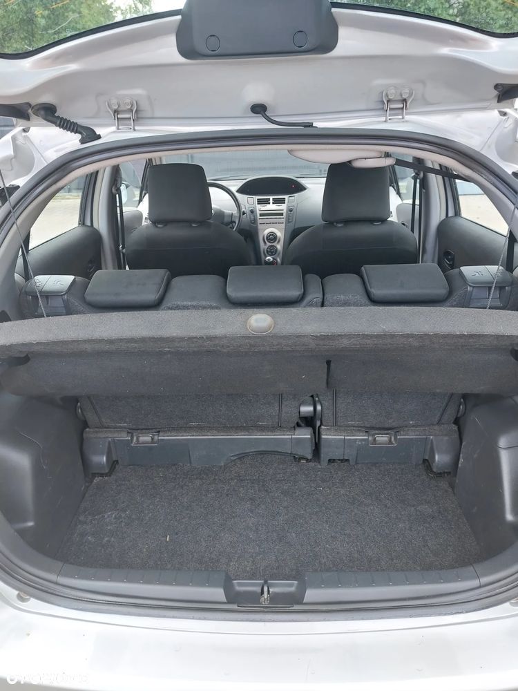 Toyota Yaris 1.33 Sol - 8