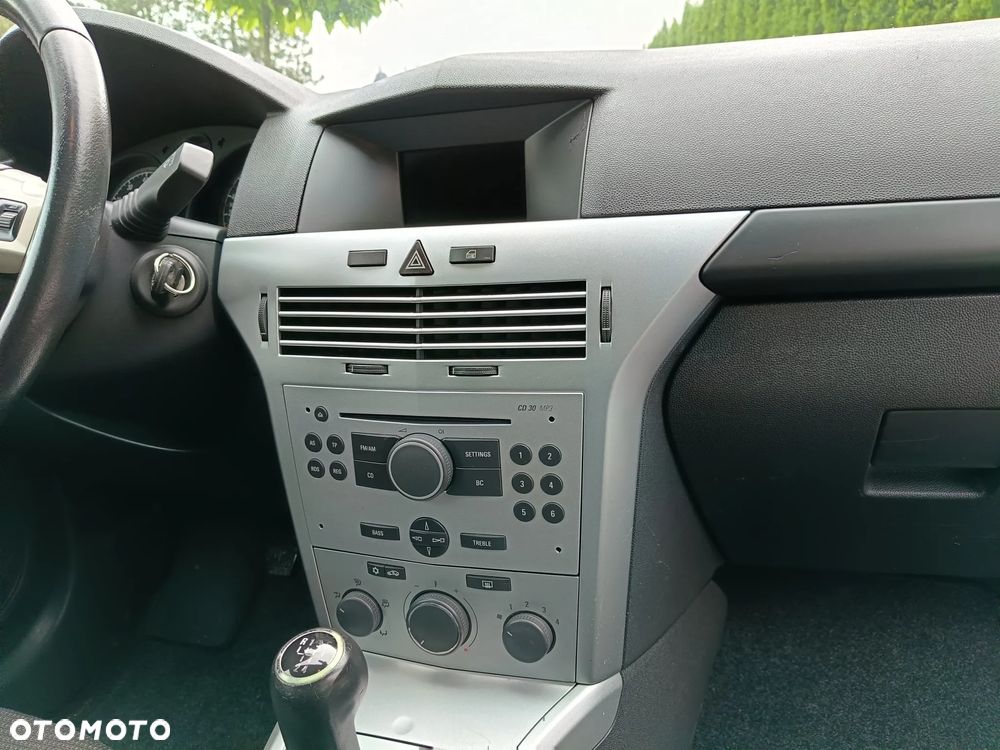 Opel Astra - 36