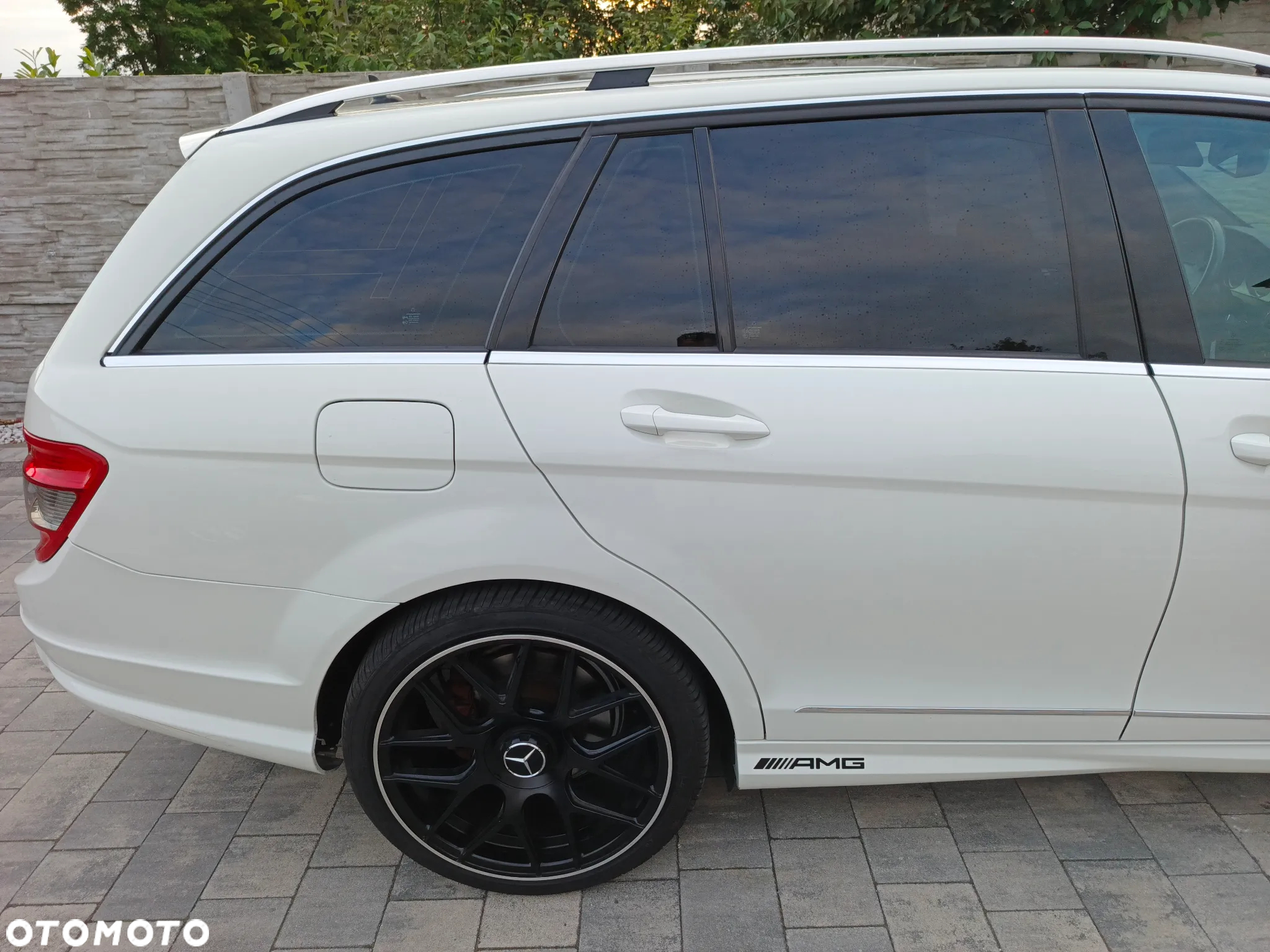 Mercedes-Benz Klasa C 220 T CDI DPF Automatik Avantgarde - 18