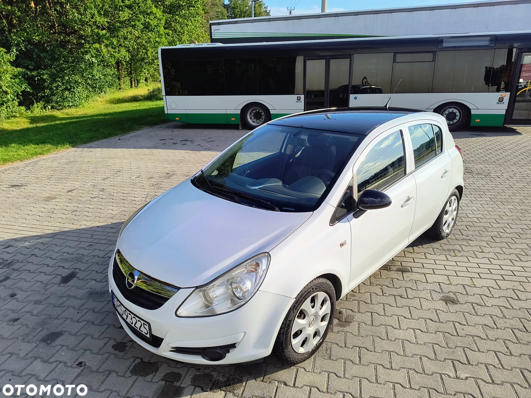 Opel Corsa 1.4 16V Enjoy - 20