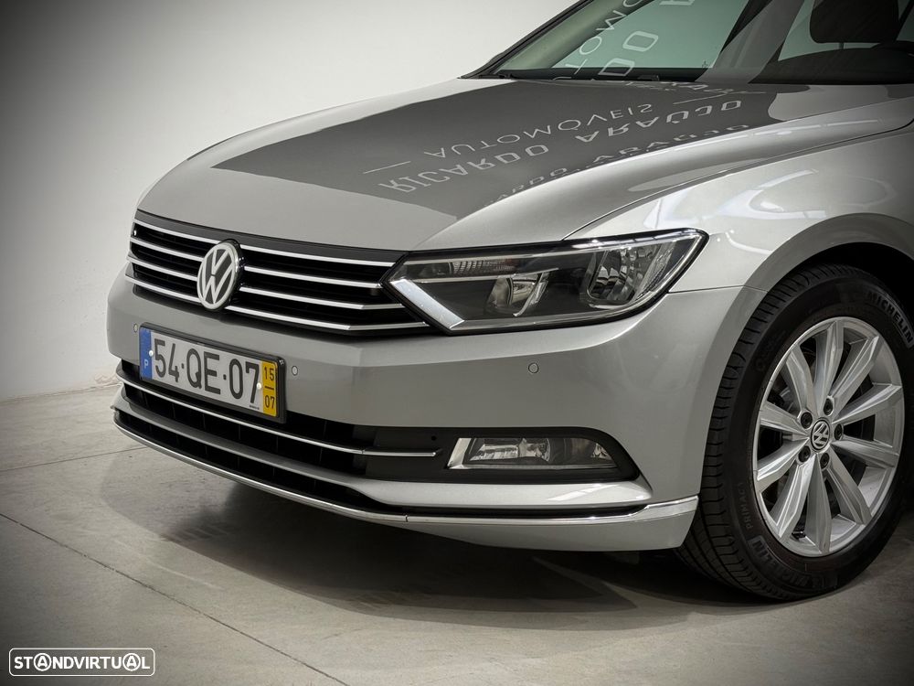 VW Passat 2.0 TDI Highline - 35