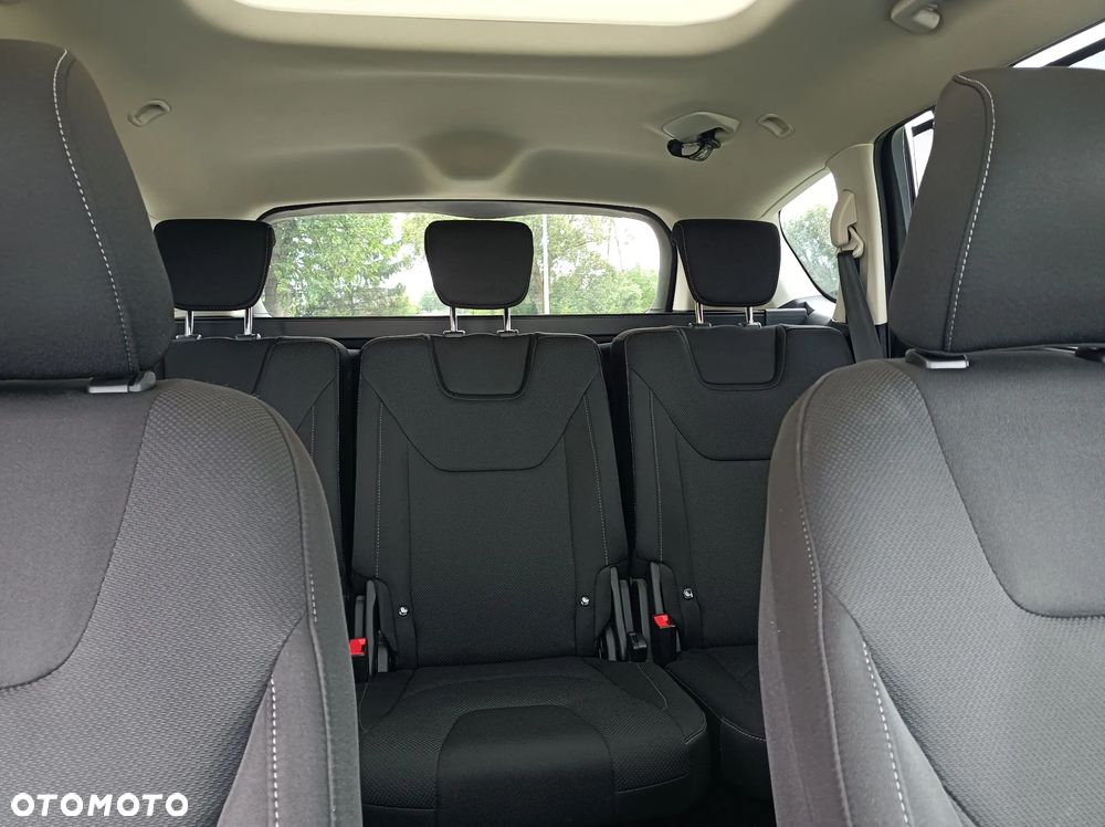 Ford S-Max 2.0 TDCi Titanium PowerShift - 11