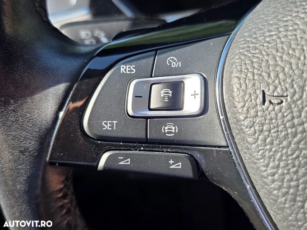 Volkswagen Tiguan 2.0 TDI DPF DSG 4Mot Comfortline - 18