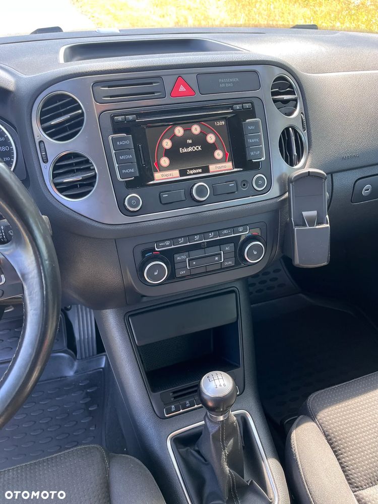 Volkswagen Tiguan 2.0 TDI DPF BlueMotion Technology Team - 12